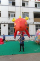 Dragon gonflable géant en forme de poisson Koi, publicité gonflable durable pour festivals et événements