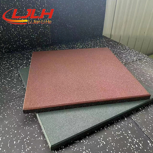 Dalles <span class=keywords><strong>de</strong></span> sol en caoutchouc composite antidérapantes durables, <span class=keywords><strong>tapis</strong></span> <span class=keywords><strong>de</strong></span> <span class=keywords><strong>gym</strong></span> avec logo personnalisé, couleur et taille personnalisables - Product Image 6