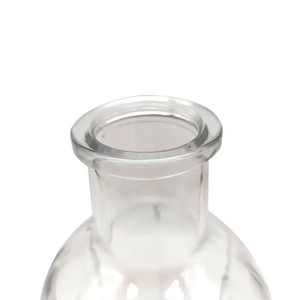 Bouteille en verre vide carrée transparente de 1200 ml pour spiritueux (brandy, whisky, rhum, gin) avec traitement de surface par marquage à chaud - Product Image 4