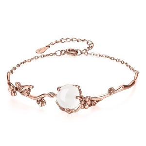 Bracciale floreale da donna in calcedonio bianco con design a fiore di pesco, stile coreano, elegante, da indossare ogni giorno, gioielli alla moda - Product Image 2