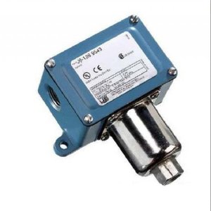 Ue สวิตช์แรงดัน J120K 39 G1/2ทองเหลือง IP65อากาศสูงสุด100 PSI - Product Image 1