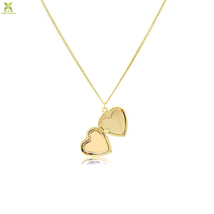 Browse Stylish Gold Locket Design in 