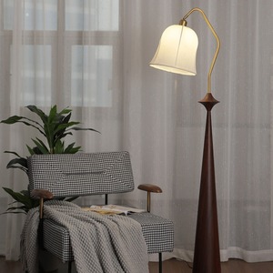 Lámpara de pie con forma de cono, fuente de luz LED, control de interruptor para sala de estar, dormitorio, hotel, casa de huéspedes - Product Image 2