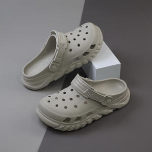 <span class=keywords><strong>Crocs</strong></span> pour hommes, pantoufles à semelles épaisses, sandales à bout fermé, semelle extérieure antidérapante en EVA, chaussures de plage décontractées d'été, talon de 2-3cm d'épaisseur moyenne - Product Image 4