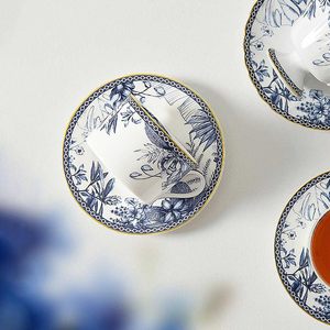Vente en gros d'usine Yannoxi Service à thé classique <span class=keywords><strong>de</strong></span> <span class=keywords><strong>l</strong></span>'après-midi Bleu et blanc Floral en céramique Tasse à café et soucoupe Passe au lave-vaisselle pour événement - Product Image 4