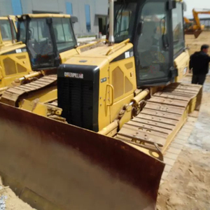 Bulldozer D5H d'occasion du Japon en bon état, type chenillé, capacité de bêchage de 4,3 m, garantie 1 an, à vendre - Product Image 1