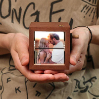 Cadeau personnalisé pour la Saint-Valentin, boîte de flipbook en bois avec animation manuelle, flipbook avec lumière