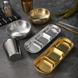 Ensemble de 6 couverts coréens en acier inoxydable doré pour barbecue et restaurant, comprenant tasses, cuillères, baguettes, 4 assiettes et bols de service - Product Image 5