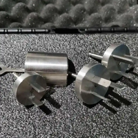 Testeur de contrainte transversale IEC60884 Fig13,5N M1 Poids, 90 ° Testeur de résistance mécanique des prises IP30, 4 rotations, prises GB6/10/16A