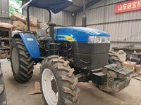 Tractor de Ruedas Usado New-Holland SNH704 |   4x4 |   Soportes de Suspensión de Tres Puntos para Múltiples Implementos