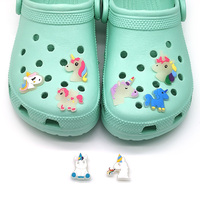 Breloques de chaussures HYB Kuaji Pop Anime, petites, mignonnes, en forme de cheval, fluorescentes, personnalisables, vente en gros