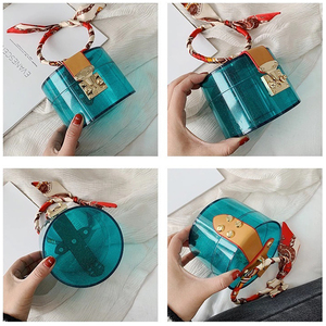 2020 Acrylic Handbags For Women Transparent <span class=keywords><strong>MINI</strong></span> Tote Bags Summer Fashion Lady Round Metal Clear Jelly Purses with Bandanas - Product Image 2