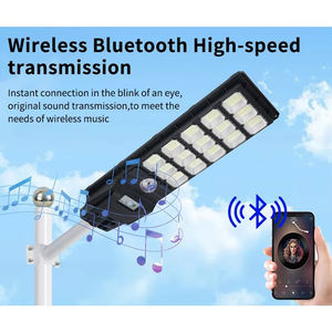 Lampadaires solaires avec indice d'étanchéité IP65 pour l'éclairage extérieur dans les jardins, les allées et les projecteurs - Product Image 6