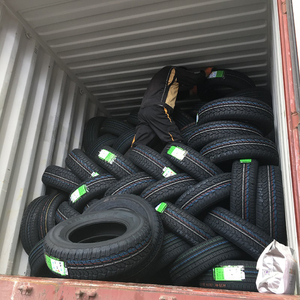 Pneu tout-terrain A/<span class=keywords><strong>T</strong></span> de fabrication chinoise à <span class=keywords><strong>prix</strong></span> d'usine 275/65R18LT 275/70R18LT Lanvigator Aplus Royalblack Compasal <span class=keywords><strong>Cross</strong></span> Country SUV - Product Image 4
