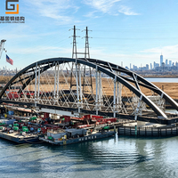 Structure de pont à poutres en acier au carbone galvanisé à grande portée, capacité de charge lourde pour les viaducs urbains et les infrastructures routières