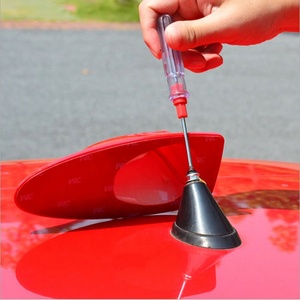 <span class=keywords><strong>Antenne</strong></span> de toit d'aileron de requin de <span class=keywords><strong>radio</strong></span> FM AM universelle de <span class=keywords><strong>voiture</strong></span> de décoration de signal avec des matériaux de fibre de carbone - Product Image 3