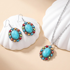 Conjunto de Joyería Bohemia, Collar con Colgante Ovalado de Turquesa, Aretes de Aleación, Moda para Mujer, para Fiestas - Product Image 4
