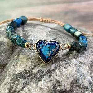 Bracelet en pierre naturelle avec perles de verre colorées, infusé de Reiki, design tendance pour les grossistes, approvisionnement centralisé - Product Image 2