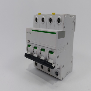 Interruptor de Circuito PLC A9F05410 IC60N D 10A D10, Producto Original de la Marca PLC, Nuevo y Genuino - Product Image 1
