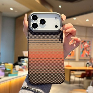 <span class=keywords><strong>Coque</strong></span> de Téléphone Mobile de Luxe en Fibre de Carbone pour <span class=keywords><strong>iPhone</strong></span> 17 12 13 14 15 16 Pro Max Plus Ultra Mince PC Rigide Antichoc - Product Image 1