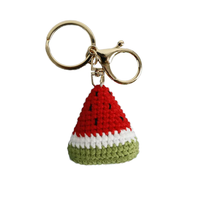 Handgemaakte polyester gehaakte watermeloen sleutelhanger - zacht gebreide fruitthema rugzakbedel voor tieners & volwassenen zomerfeestje cadeau