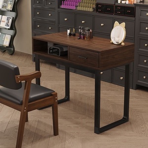 Mesa de manicura retro mejorada con lámpara americana de clip, económica, para salón de uñas, individual o doble, estilo minimalista de celebridad de internet. - Product Image 5