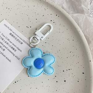 Porte-clés pendentif en caoutchouc acrylique imprimé UV motif floral couleur dopamine, idéal pour la décoration de colliers et de chaînes de téléphone portable – Nouveauté estivale très prisée - Product Image 4