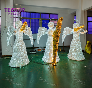 Grand ange de Noël LED avec motif trompette lumineux pour l'aménagement paysager des parcs et des fêtes - Product Image 4