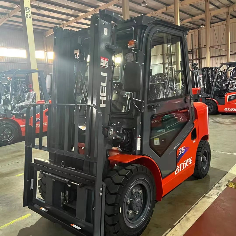 Forklift diesel Kubota Engine nissan Montacargas