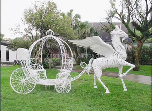 鉄製の白いカボチャの馬車、シンデレラの馬車、舞台の背景、庭の結婚式の装飾 - Product Image 4