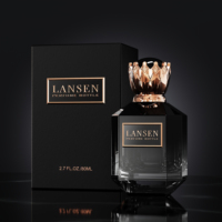 Flacon de parfum en verre octogonal élégant personnalisé de 80 ml, flacon de parfum en cristal avec pompe pulvérisatrice pour l'emballage de parfum OEM ODM