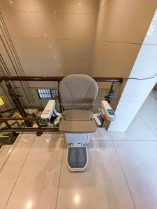 <span class=keywords><strong>Monte</strong></span>-<span class=keywords><strong>escalier</strong></span> ou fauteuil <span class=keywords><strong>monte</strong></span>-<span class=keywords><strong>escalier</strong></span> à prix d'usine, entièrement personnalisé <span class=keywords><strong>pour</strong></span> les <span class=keywords><strong>personnes</strong></span> âgées de la famille - Product Image 2