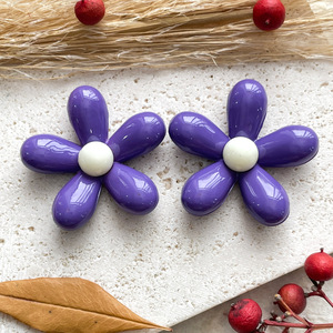 Cuentas de Resina Brillantes con Forma de Flor de Cinco Pétalos para Manualidades, Abalorios de Resina con Forma de Flores de Dibujos Animados para Joyería, Prendas de Vestir y Accesorios para el Cabello - Product Image 6