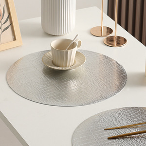 Set de table rond en PVC à motif crocodile, imperméable, résistant à la chaleur, design moderne et minimaliste - Product Image 1