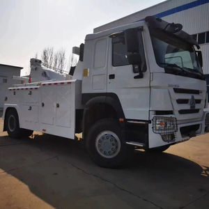 Camion de remorquage de dépanneuse de HOWO 4*2 4ton - Product Image 1
