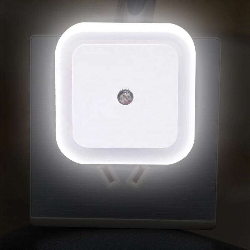 Lampada automatica per sensore di luce notturna da crepuscolo all'alba spina ue/usa in luce notturna a Led quadrata con luce diurna