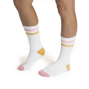 Calcetines Deportivos de Algodón Personalizados Unisex de Alta Calidad, Diseño Transpirable y Delgado, Nuevos Colores Modernos para Hombres, Mujeres y Niños, OEM Varios - Product Image 1