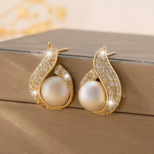 Orecchini a perla a spirale a goccia stile vintage Hong Kong, gioielli a forma di fiamma dorata per donna, da indossare tutti i giorni, per feste, idea regalo - Product Image 2