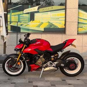 <span class=keywords><strong>Ducati</strong></span> <span class=keywords><strong>Street</strong></span> <span class=keywords><strong>Fighter</strong></span> V4S, Motor en V refrigerado por agua de cuatro tiempos con combustible de gasolina para tubo de escape específico de pista - Product Image 5