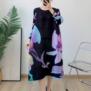2026 Summer Design European and American Fashion Miyake <strong>Pleated</strong> Print <strong>Dress</strong> Woman Plus Size <strong>Pleated</strong> <strong>Skirt</strong> - Product Image 5