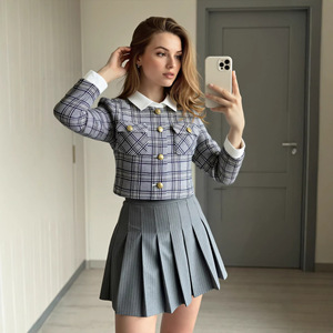 Blazer Corto con Cuello Camisero y Estampado Floral Pequeño a Cuadros para Mujer, Colección Primavera 2026 - Artículos Populares en Tiendas Especializadas - Product Image 4