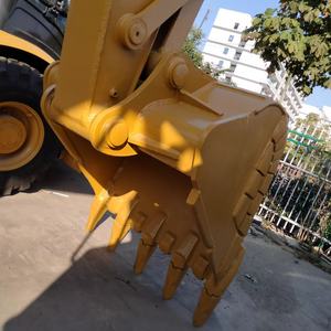 À VENDRE : Excavatrices Caterpillar CAT 323DL, 320, 323, 324, 325, 329 D, 330 DL, 320 D d'occasion à prix réduit, en stock important - Product Image 6