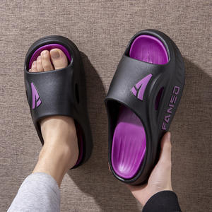 Tongs de Sport d'Été Amovibles et Légères pour Homme en EVA Antidérapant Sandales de Plage et de Maison Vente en Gros pour Maison et Hôtel - Product Image 4