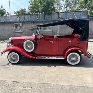 Auto Eléctrico de Transporte Especial de Estilo Retro Rojo Clásico Vintage de Alta Calidad en Venta - Product Image 6