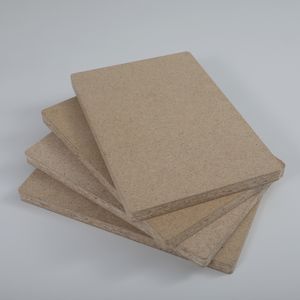 Tableros de Fibra de Madera con Superficie Acabada, Material de Pino, Pegamento E2, 18 mm, OSB para la Fabricación de Puertas de Cocina y Dormitorio - Product Image 2