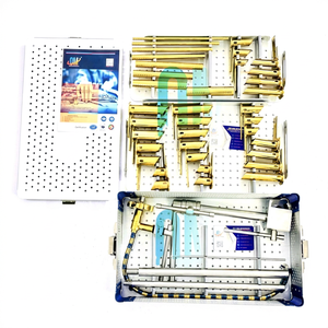 ชุดอุปกรณ์ดึงหลังแบบท่อ MIS ของ OldMed Instruments ผลิตจากเหล็กกล้าไร้สนิมเยอรมัน ชุดสมบูรณ์แบบ เคลือบทอง T.T. สำหรับการผ่าตัดกระดูกสันหลังแบบรุกล้ำน้อย - Product Image 1