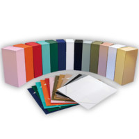 Boîtes pliantes rectangulaires sur mesure multicolores avec fermeture magnétique, impression quadricolore pour l'emballage transfrontalier de vêtements