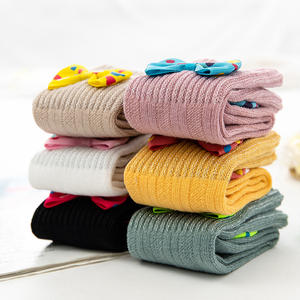 Chaussons pour enfants en coton à nœuds colorés, nouvelle collection, vente chaude, de haute qualité, chaussettes de marche - Product Image 2