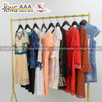 Pabrik Gaun Rajut KingAAA Menyediakan Gaun Wanita Bekas Model Slim Fit Panjang Sedang Pakaian Kasual Gaun Elegan Pakaian Bekas