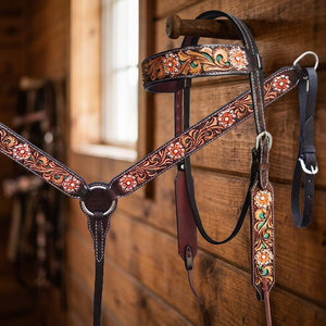 Ensemble de sellerie western en cuir véritable de qualité supérieure, durable, léger et au design personnalisé, comprenant une selle et une bride avec collier de poitrail - Product Image 3